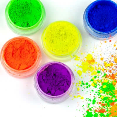 Pigments & Neons