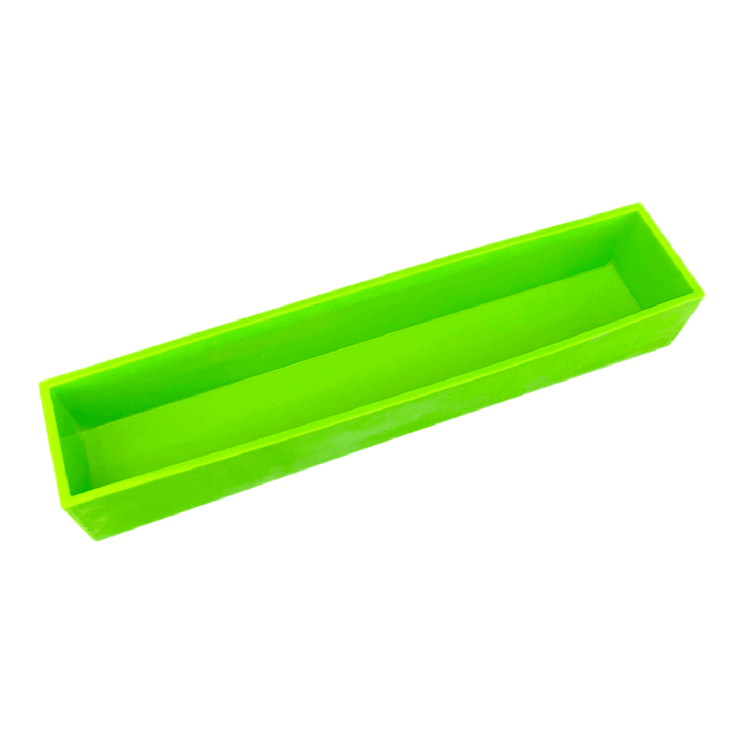4.5 lb premium silicone soap mold in vibrant green with clear viewing lid for easy soap making and minimal ash.