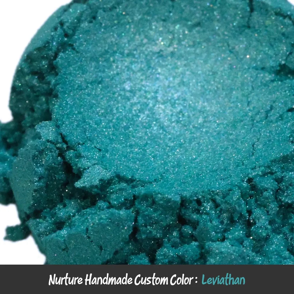 Teal shimmering handmade eyeshadow in Leviathan Blue Green Mica