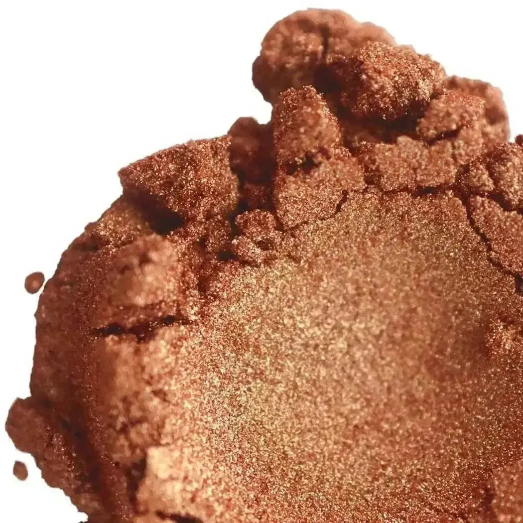Copper Penny Mica: shimmering coppery-brown glittery pressed powder