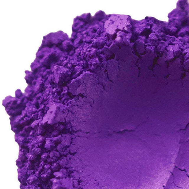 Vibrant purple handmade powder pigment, nurture artisanal creativity.